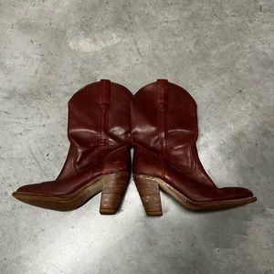 #vintage #frye #cowboy #boots